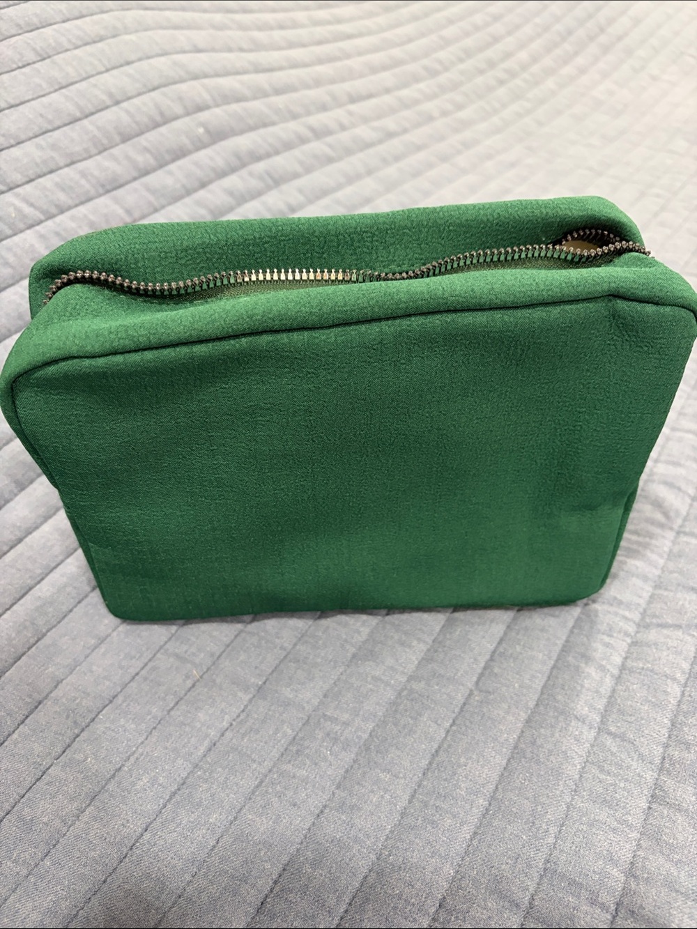 AG1 Morning Person Zippered Travel Pouch - Picture 4 of 4